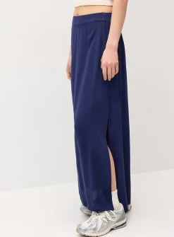 Side-slit textured crepe maxi skirt
