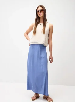 Side-slit textured crepe maxi skirt