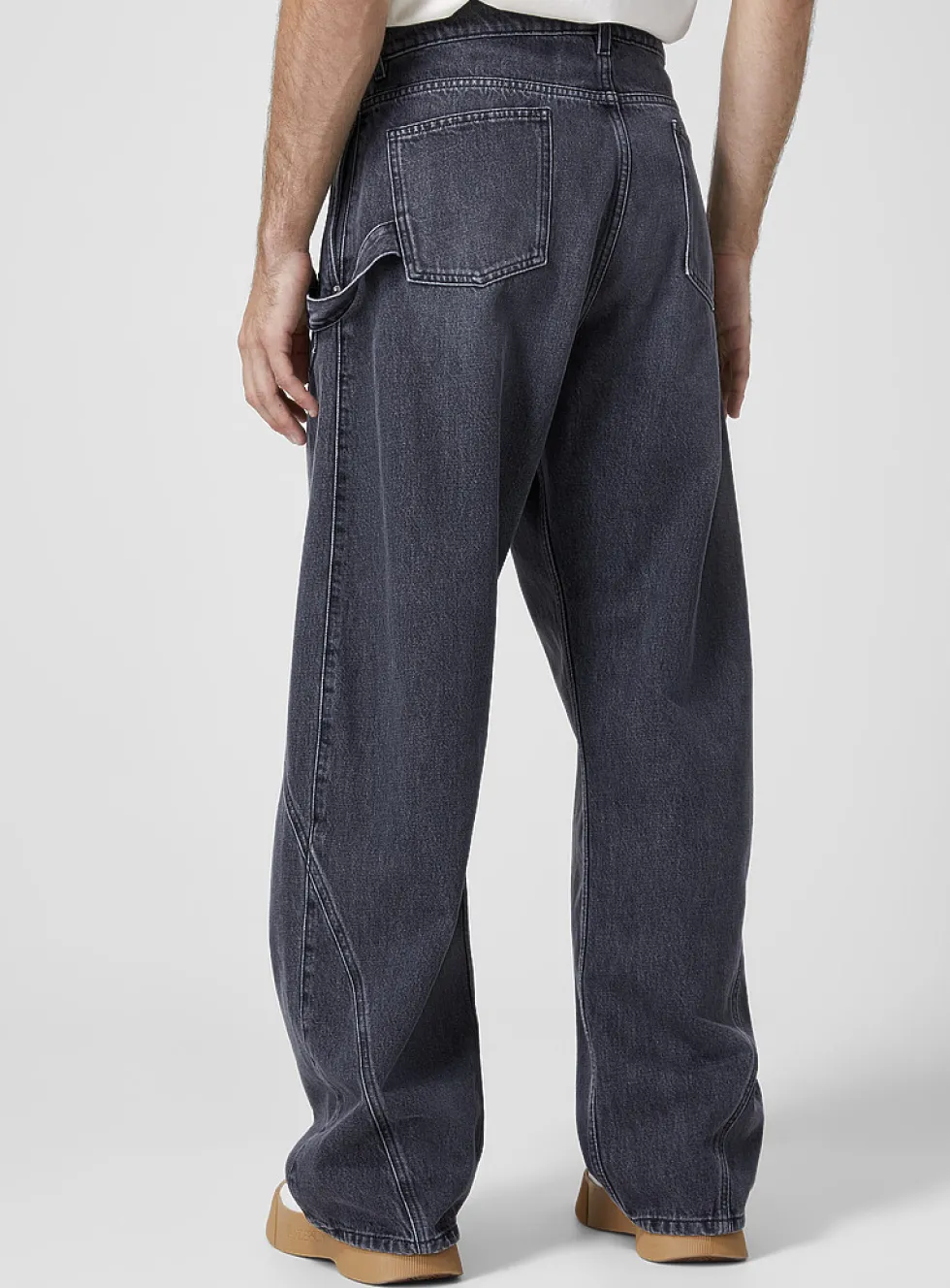 Signature anchor twisted carpenter jean
