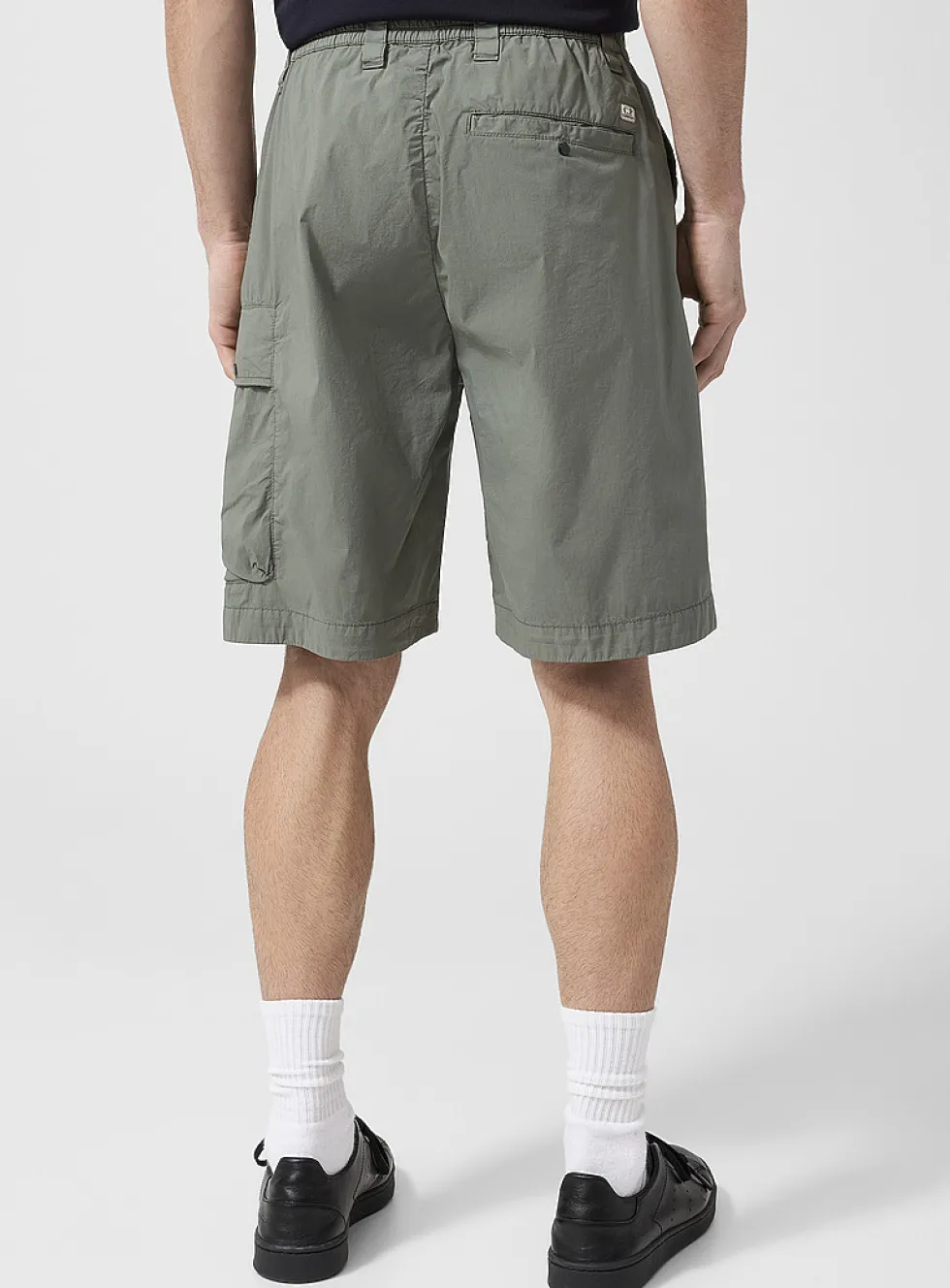 Signature cargo short