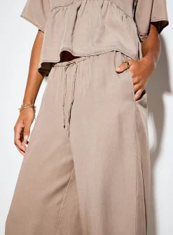 Sigrid drawstring waist wide-leg faded pant