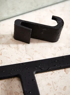 Silicone squeegee