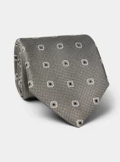 Silk pattern tie
