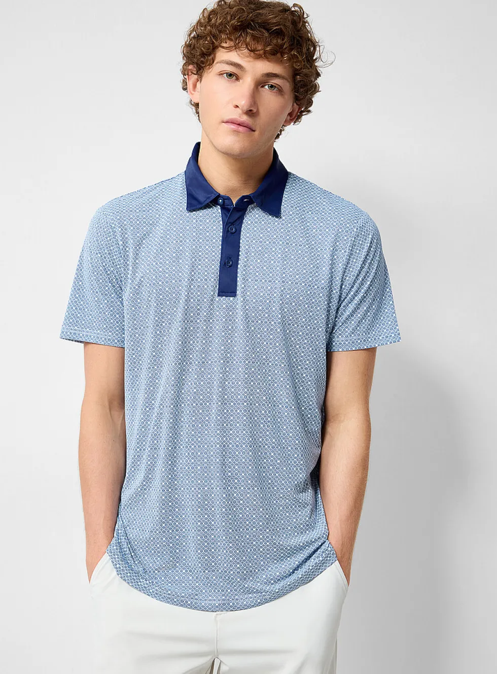Silky medallion pattern golf polo