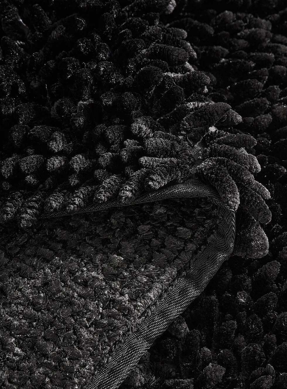 Silky XL chenille bath mat