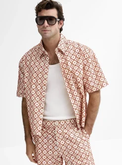 Simple flower embossed jacquard shirt