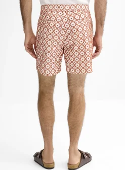 Simple flower embossed jacquard short