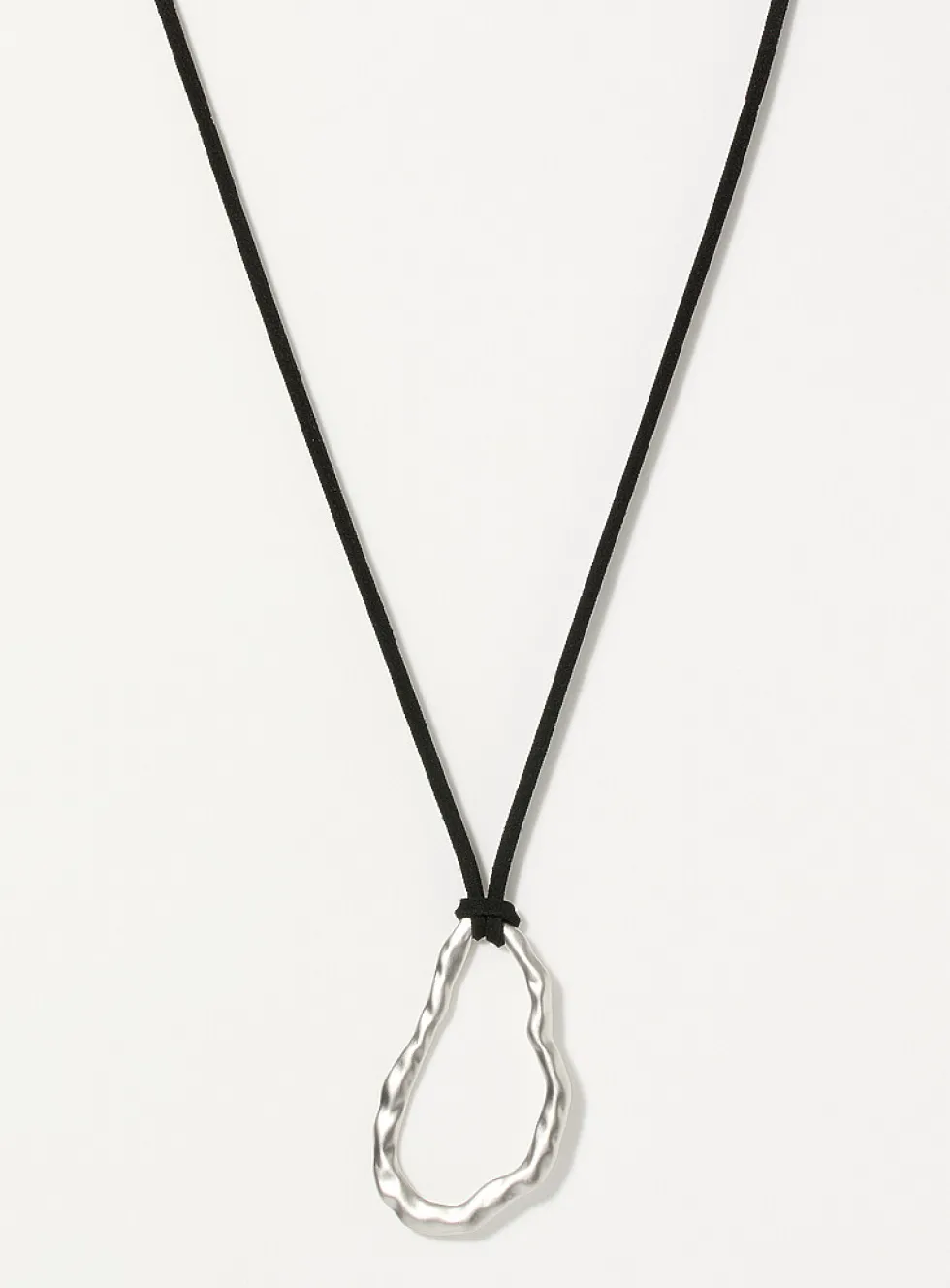 Sinuous hammered medallion cord necklace