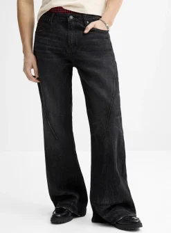 Slanted-seam faded black jean