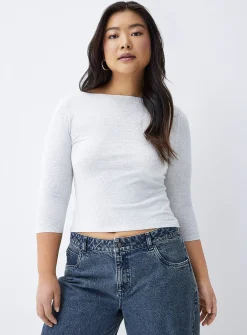 3/4-sleeve boat-neck tee