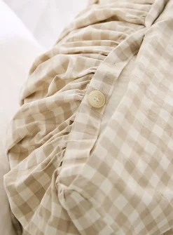 Small bows gingham pattern Euro pillow sham