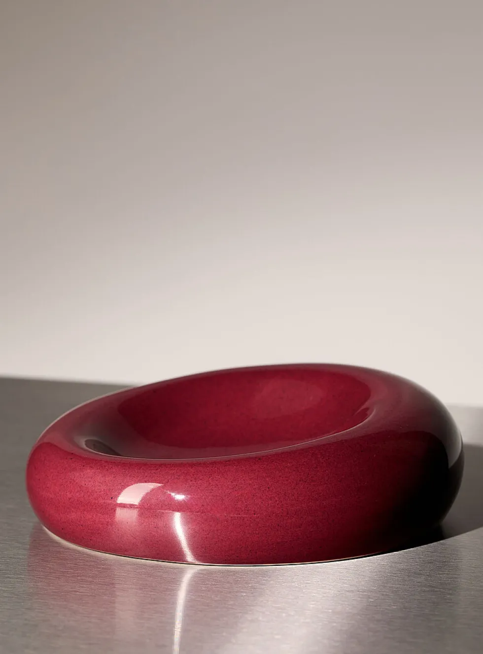 Small burgundy rounded tray