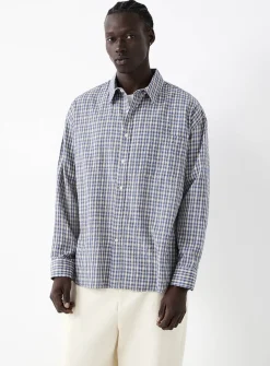 Small check shirt
