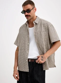 Small check shirt