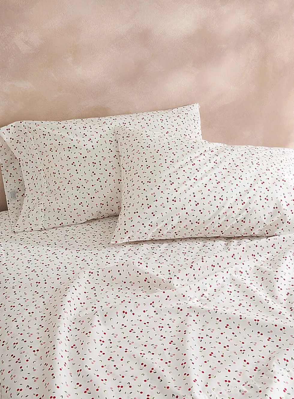 Small cherries percale plus sheet
