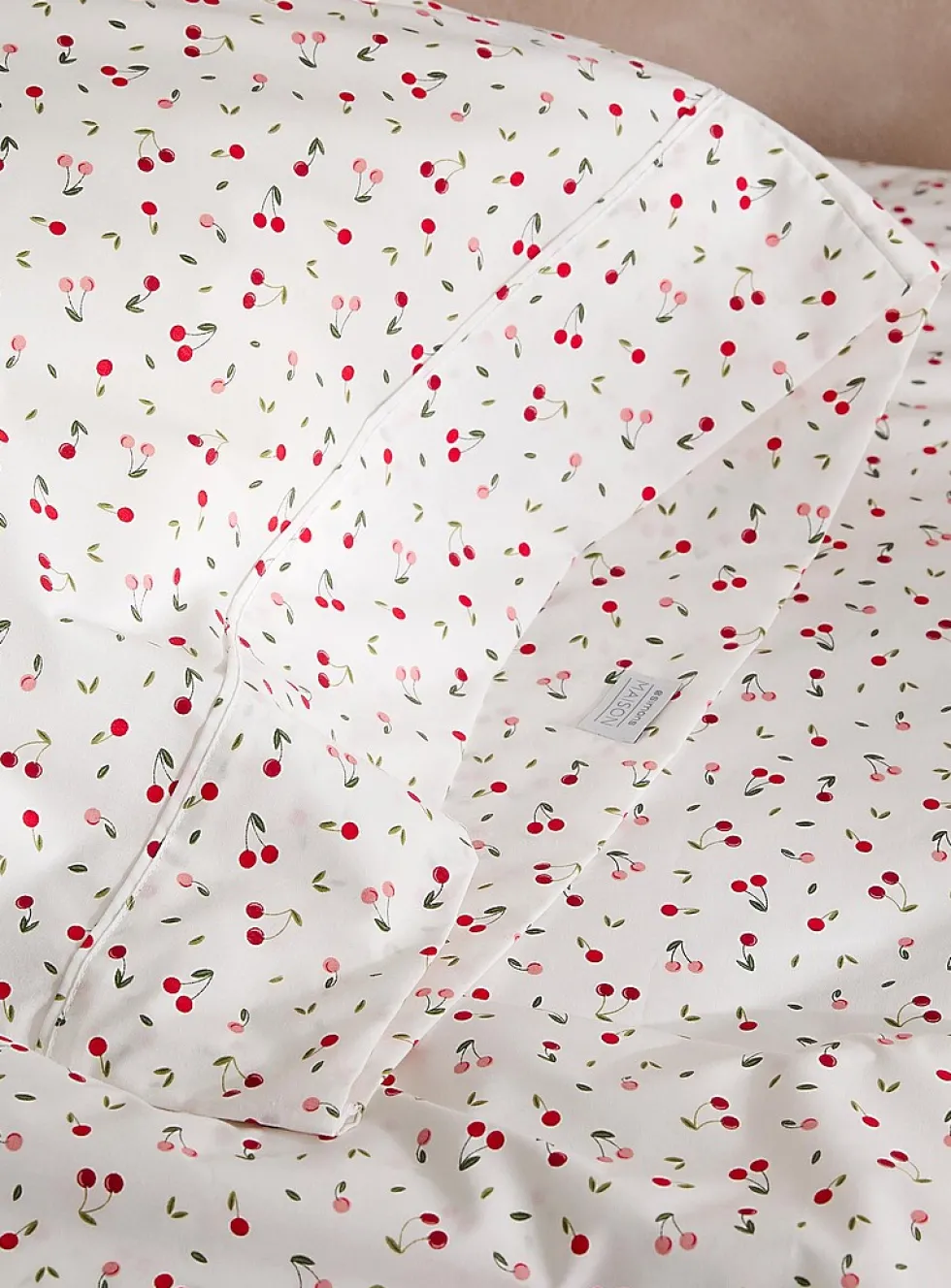 Small cherries percale plus sheet