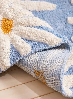 Small daisies bath mat