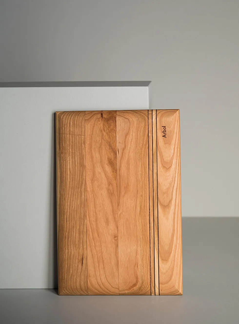 Small ergo cutting board