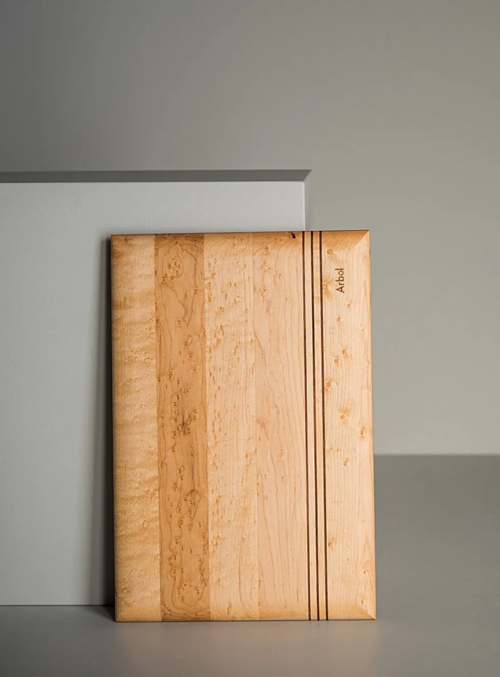 Small ergo cutting board