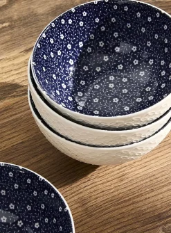 Small flowers bowls