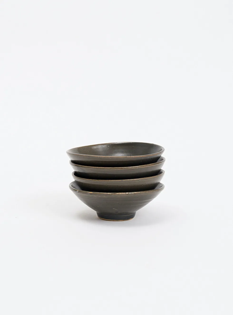 Small minimalist stoneware bowls