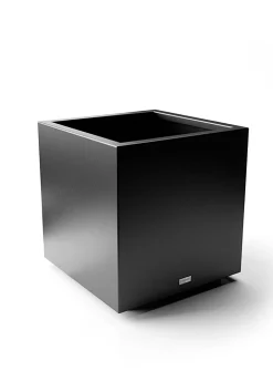 Small urban cubic planter