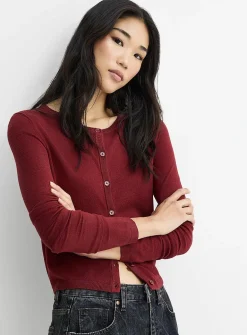 Small-button fine-knit cardigan