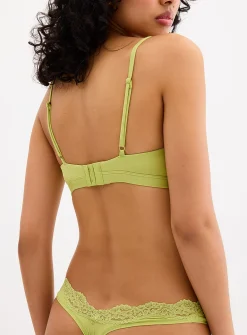 Smooth microfibre triangle bralette