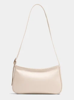 Smooth minimalist baguette bag