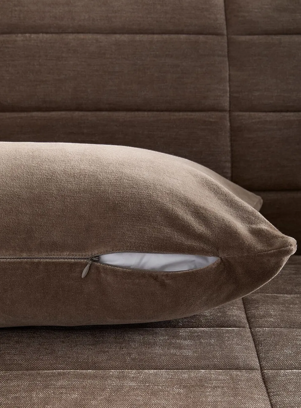 Soft cotton velvet removable-cover cushion