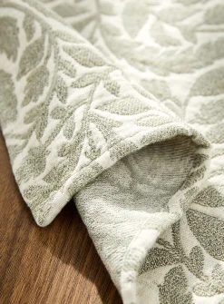 Soft flora placemat
