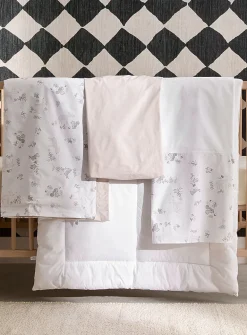 Soft foliage baby bed set