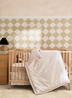 Soft foliage baby bed set