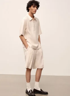 Soft linen pleated Bermudas