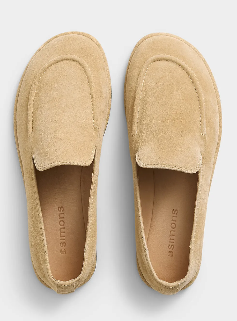 Soft minimalist loafers