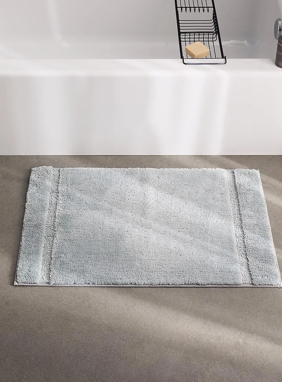 Soft plush bath mat