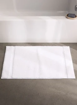 Soft plush bath mat