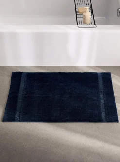 Soft plush bath mat