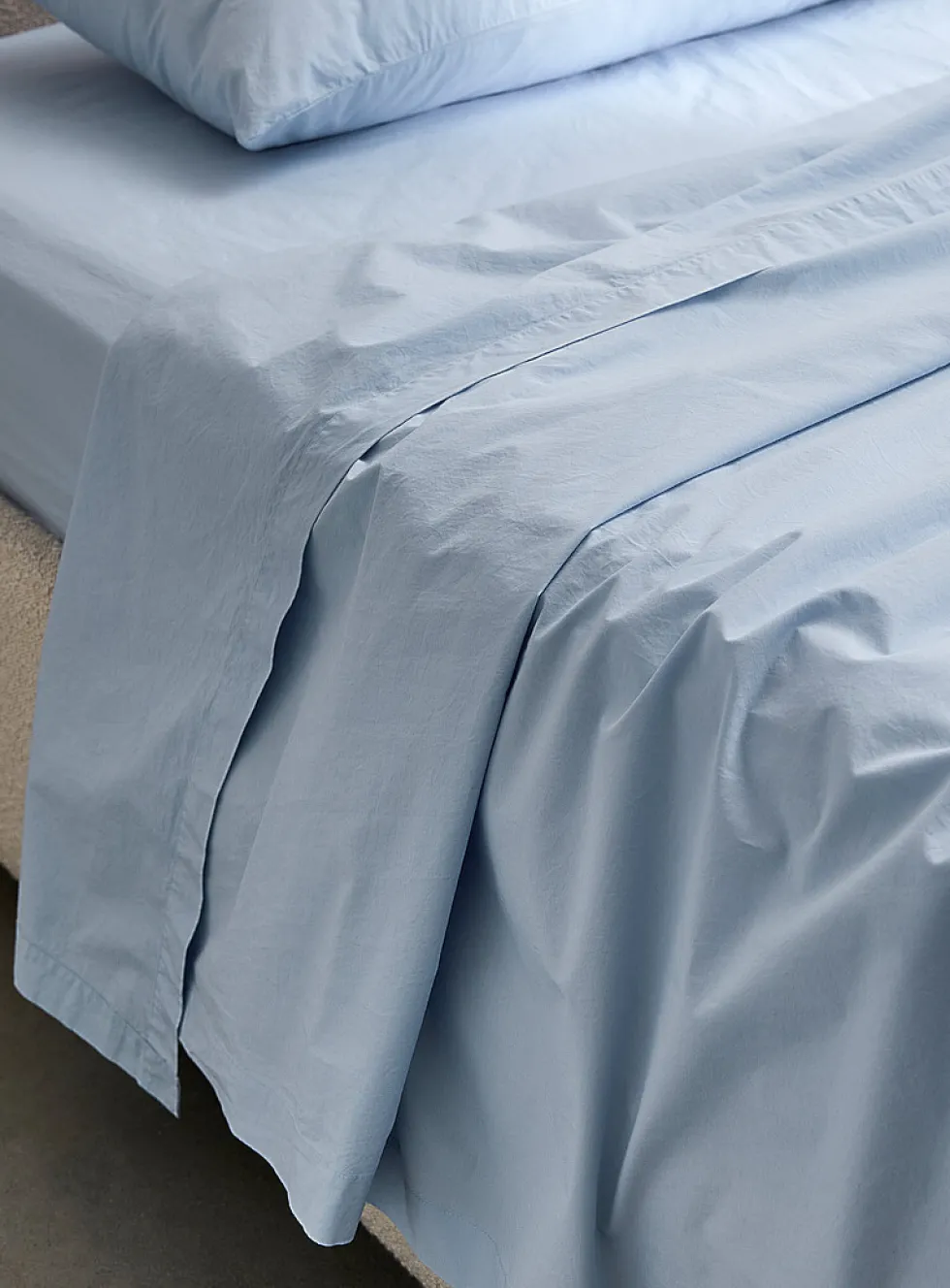 Solid 100% organic cotton percale sheet