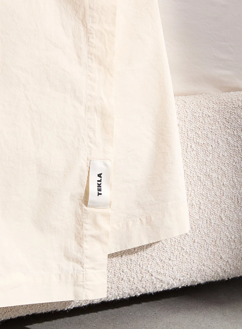 Solid 100% organic cotton percale sheet