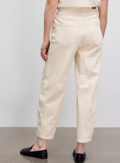 Solid barrel-leg coloured jean