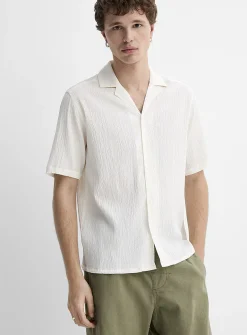Solid crinkled camp shirt