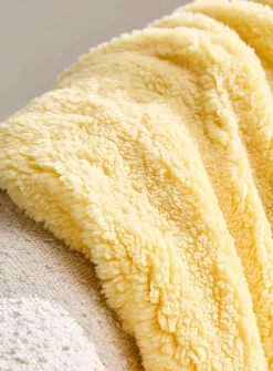 Solid high pile fleece throw