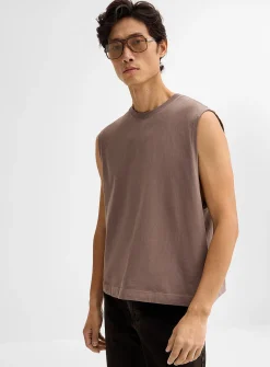 Solid muscle tee