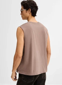 Solid muscle tee