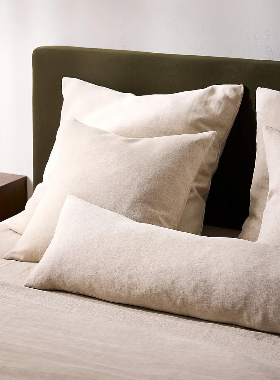 Solid pure linen removable-cover cushion