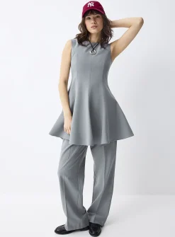 Solid straight dress pant