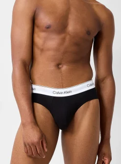 Solid stretch briefs