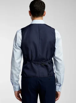 Solid vest