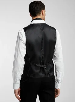 Solid vest